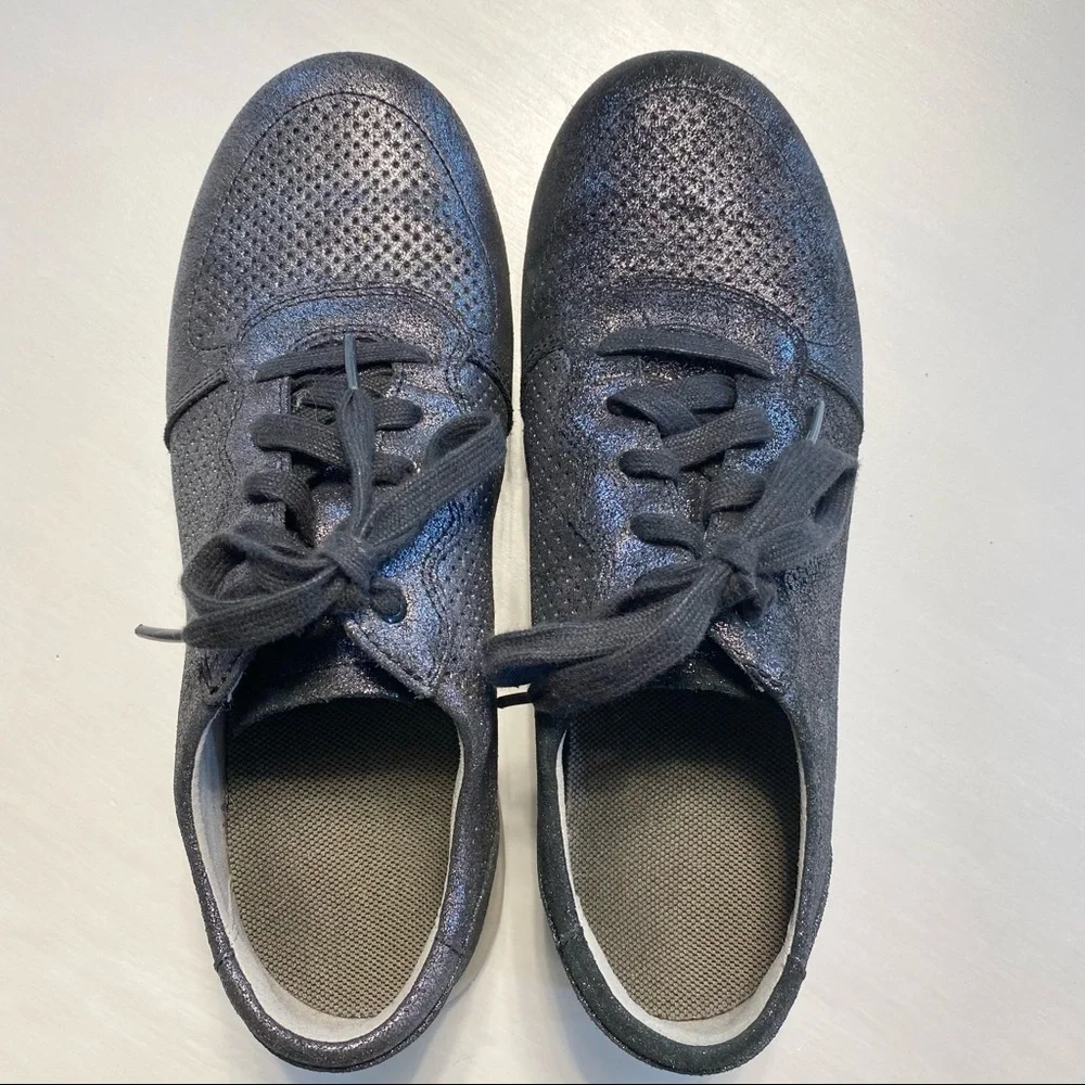 Dansko Christina Black Metallic Suede Athletic Oxford - Picture 10 of 10